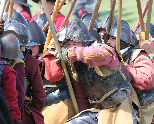 Two pike blocks meet in battle